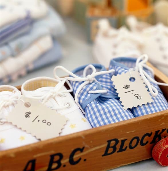 shoes-at-yard-sale