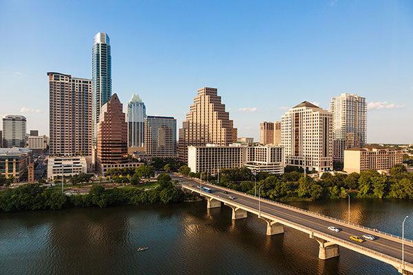 Texas highway and vast scenery featured on GEICO Texas car insurance page