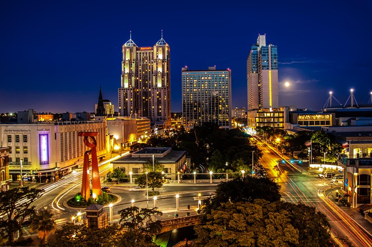 a view of downtown San Antonio used to illustrate GEICO’s car insurance offering in San Antonio, TX.