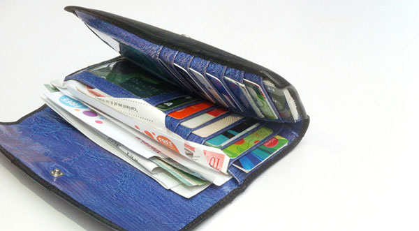 Overstuffed wallet.